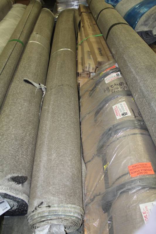 lot 193 image: Carpet Roll