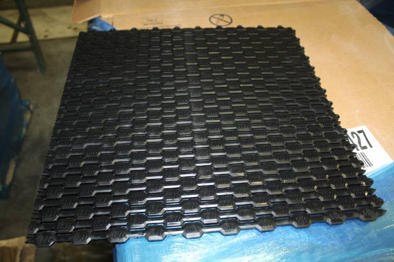 lot 419 image: Lot of (15) Boxes of Interlocking Floor Mats