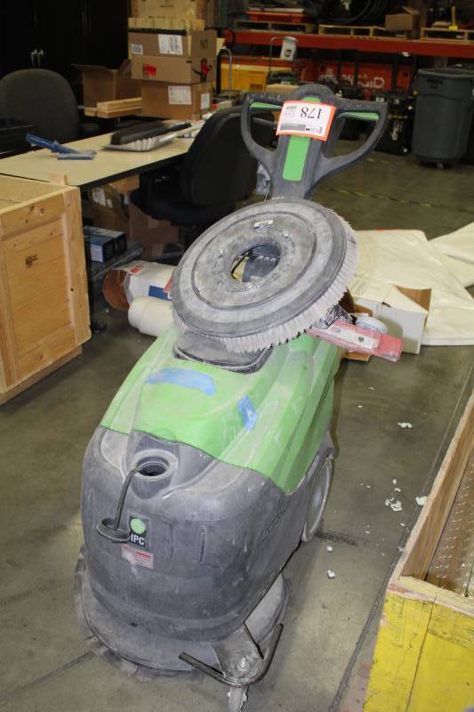 lot 178 image: 2014 Gansow CT45 Commercial Floor Cleaner, Extra 20in. Poly Plastic