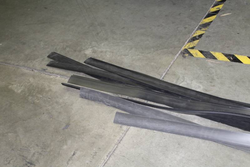 lot 437 image: Lot of (8) Vinyl Toe Molding