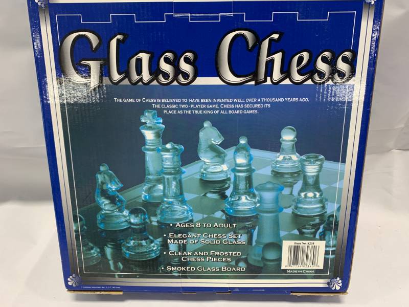 lot 59 image: Glass Chess Set