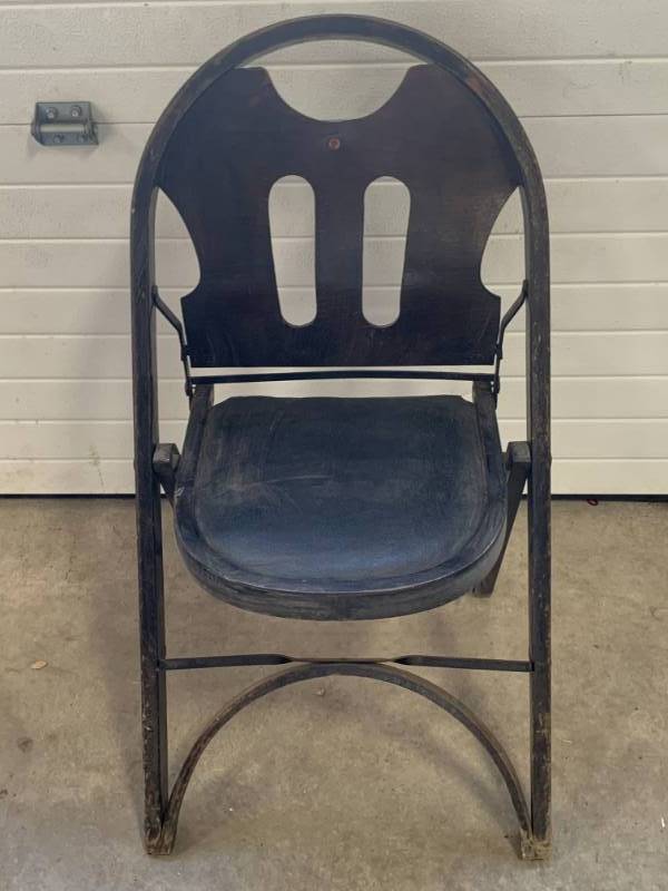 lot 71 image: 1920s Theater Folding Chairs Solid Kumfort Single Chair  (quite rare)