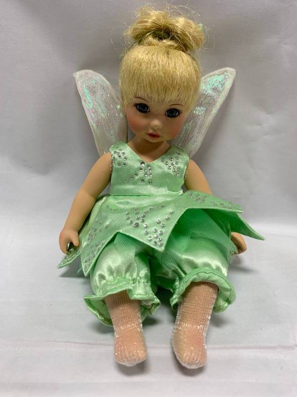 lot 97 image: Fairy with Wings 7 Porcelain Doll (no box)