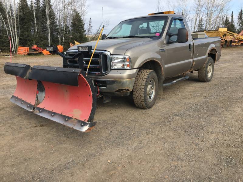 2006 Ford F-250 with Plow