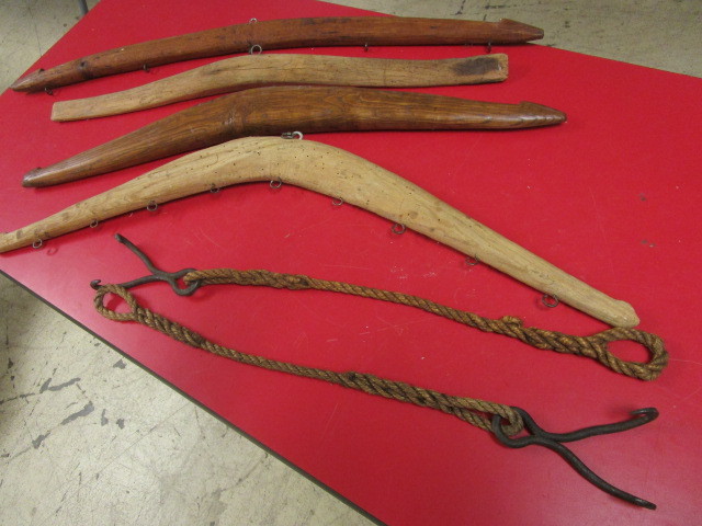 lot 130 image: VINTAGE WOOD YOKE-LIKE HANGING DECOR