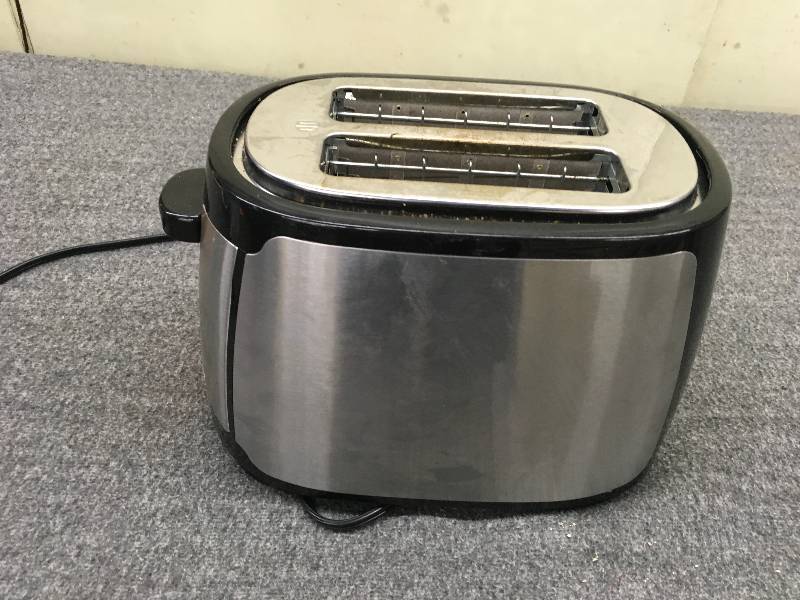 Hamilton Beach 2 Slice Toaster, Retail $19.99