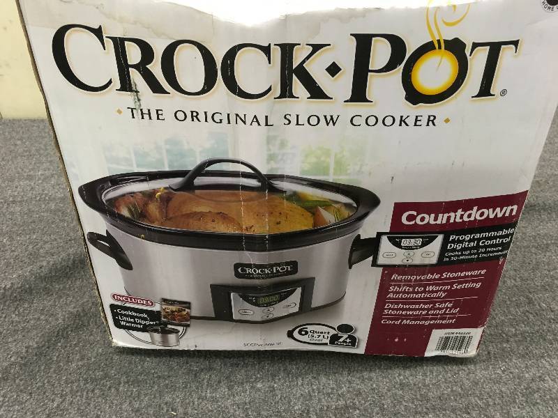 Crock Pot Slow Cooker, Retail $39.99