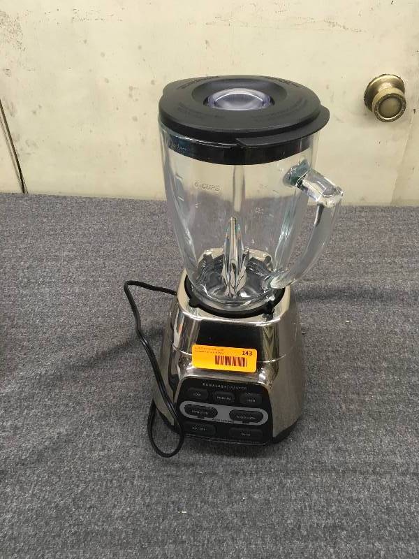 Oster Blender, Retail $39.99