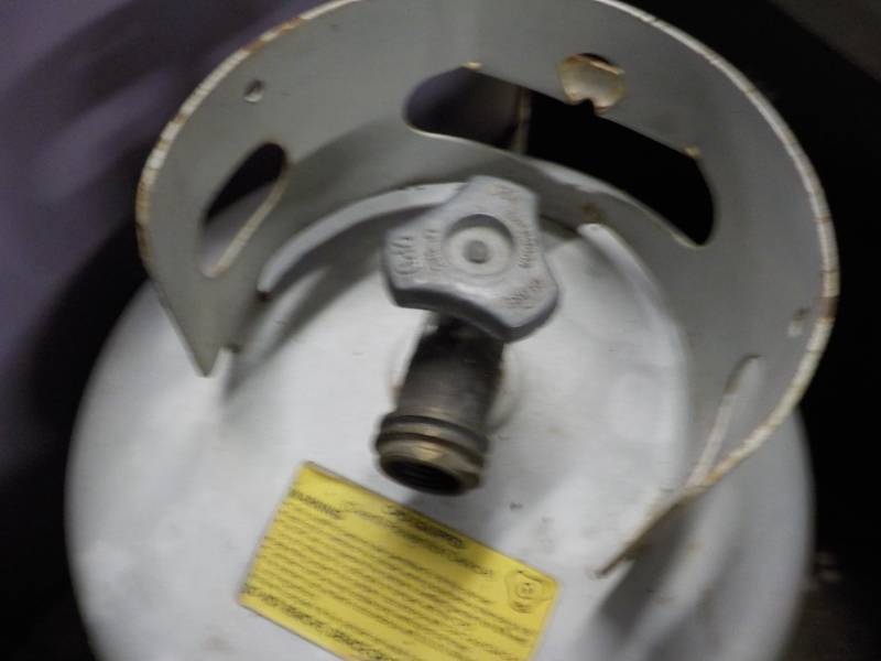 lot 18 image: 20 lb. LP Tank...