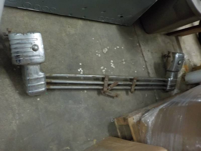 lot 23 image: Vintage Car Bumper...
