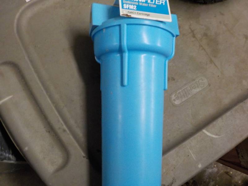 lot 27 image: Water Filter...