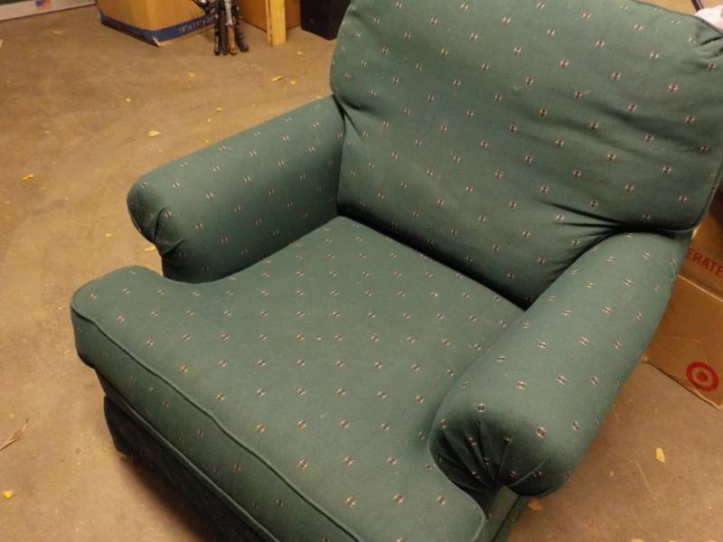 lot 44 image: La-Z Boy Chair...