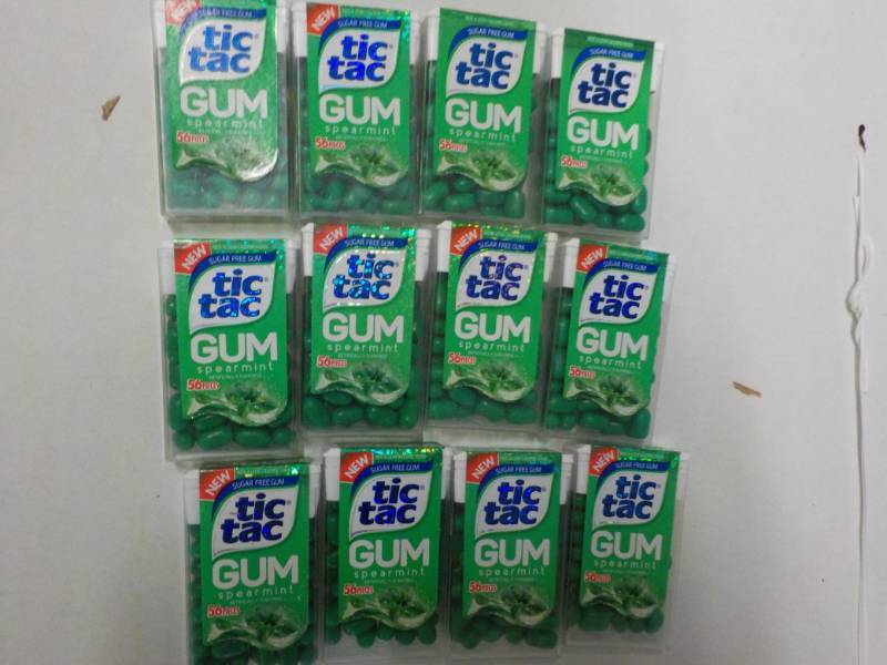 lot 80 image: Tic Tac Gum...