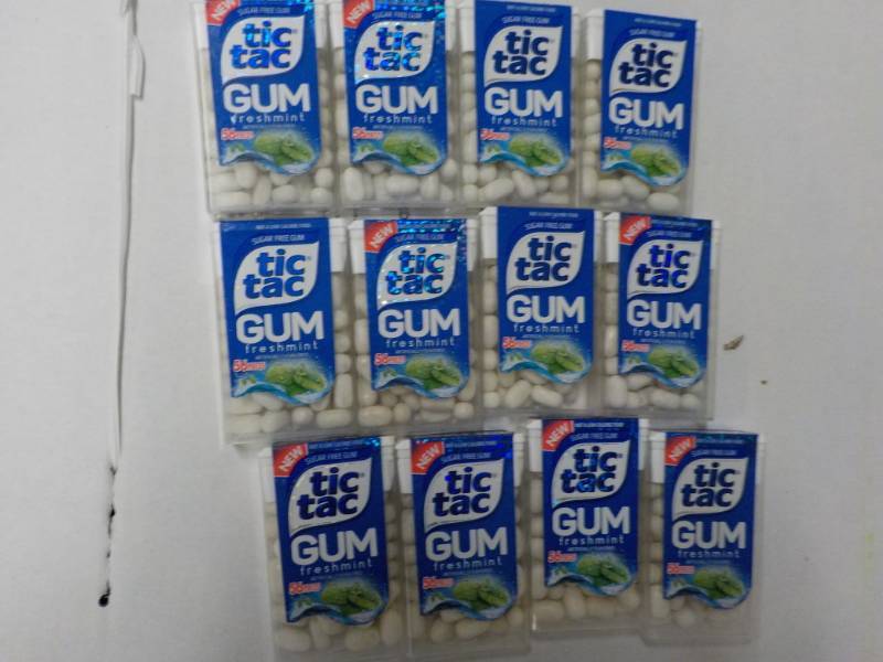lot 84 image: Tic Tac Gum...