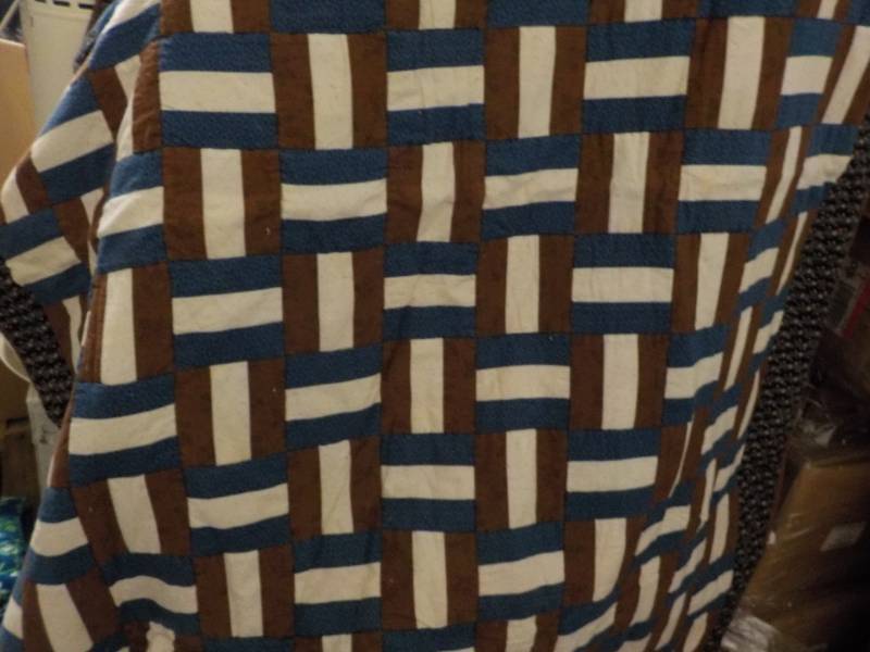 lot 129 image: Machine Stitched Quilt, Dinnerware ...