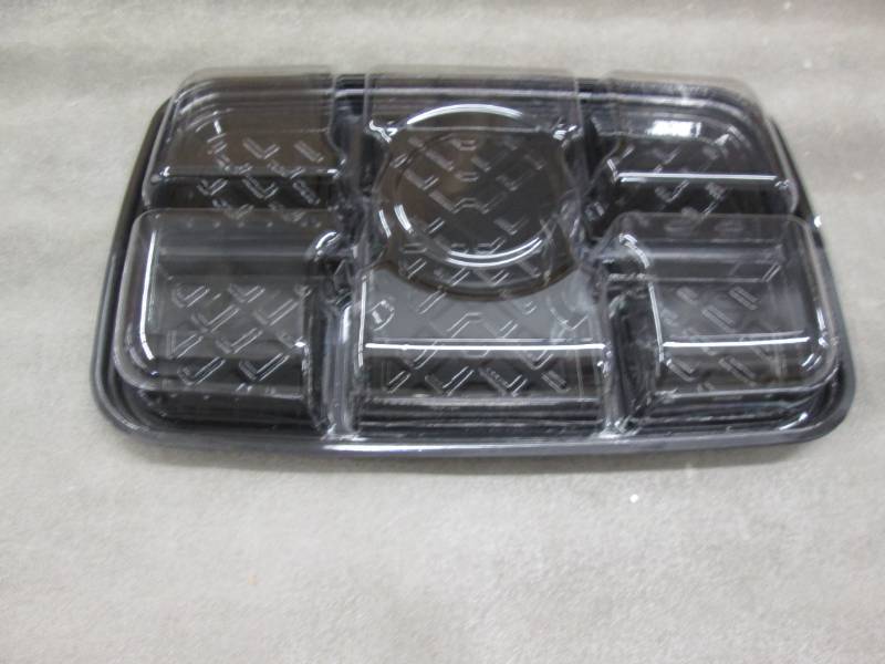 lot 5 image: Pallet of Cases of 100 Clear Plasti...