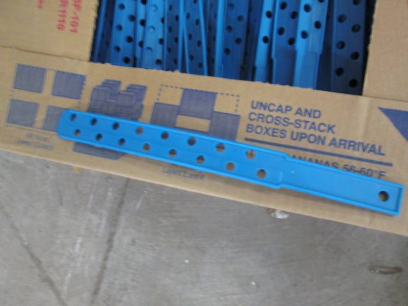 lot 35 image: Box of Blue Plastic Paint Stir Stic...