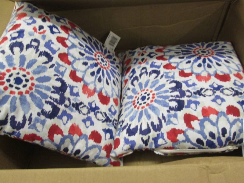 lot 52 image: Arden Selections Set of 2 Outdoor A...