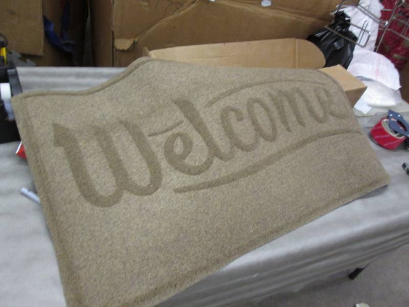 lot 72 image: Welcome Mat open box Retail $35.99...