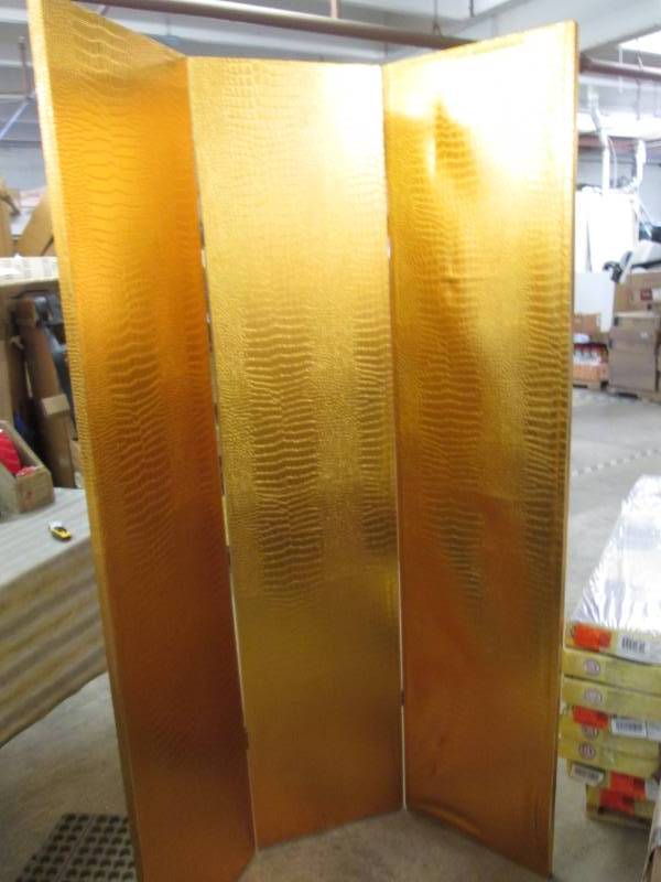 lot 200 image: Golden Room Divider...