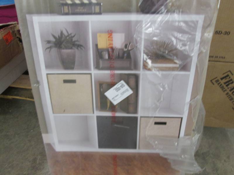 lot 206 image: ClosetMaid 9 Cube Organizer White o...
