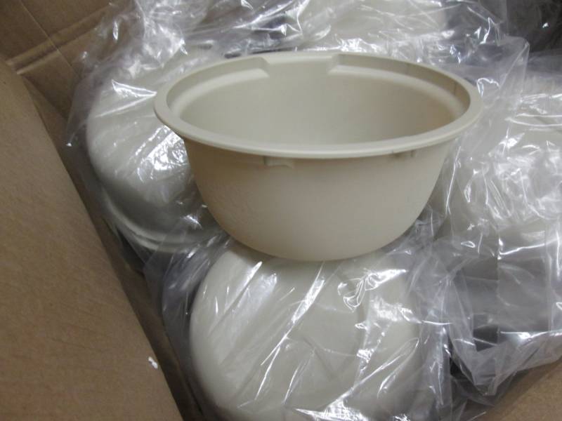 lot 227 image: Case of 354 Plastic Bowls...
