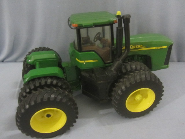 lot 22 image: John Deere 9420 Tractor