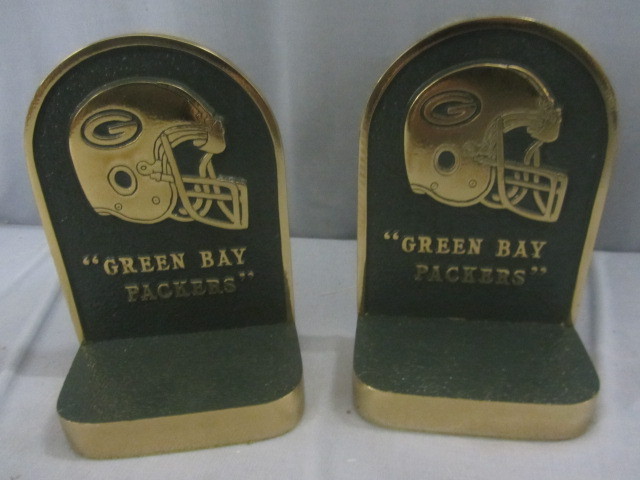 lot 141 image: Green Bay packers Brass Bookends