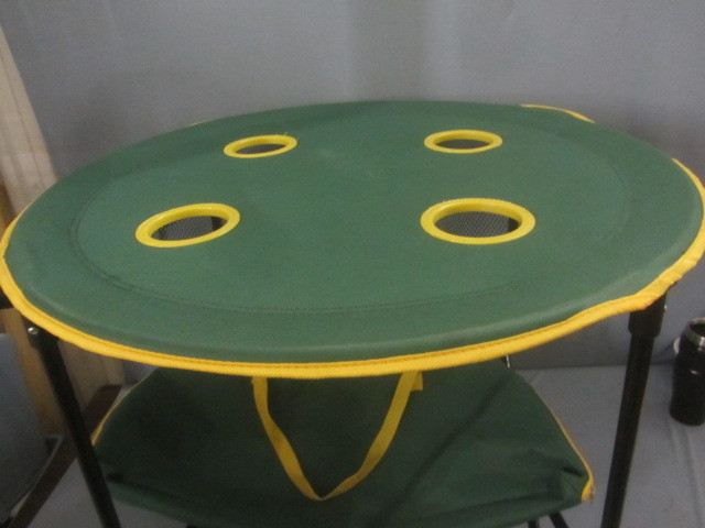lot 142 image: Fold Up Tail Gating Table