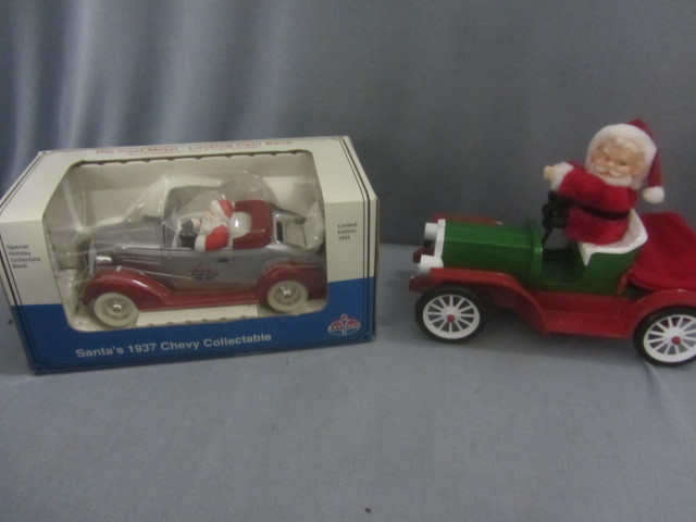 lot 157 image: Scale Models, Amoco Santa Banks