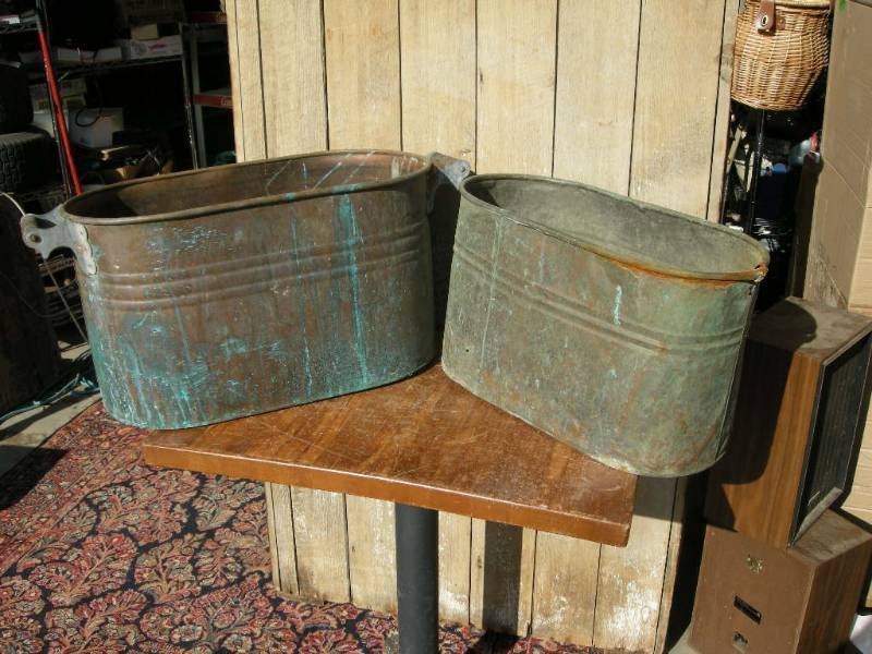 lot 16 image: Antique Copper Boiler, Tubs