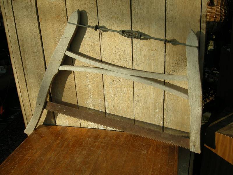 lot 19 image: Antique Swede Saw