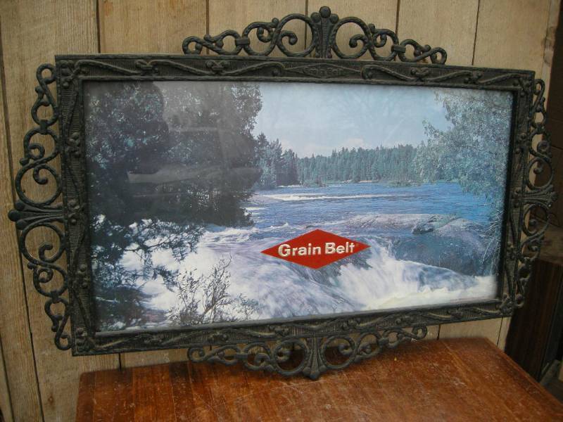 lot 76 image: Vintage Grain Belt Hanging Sign