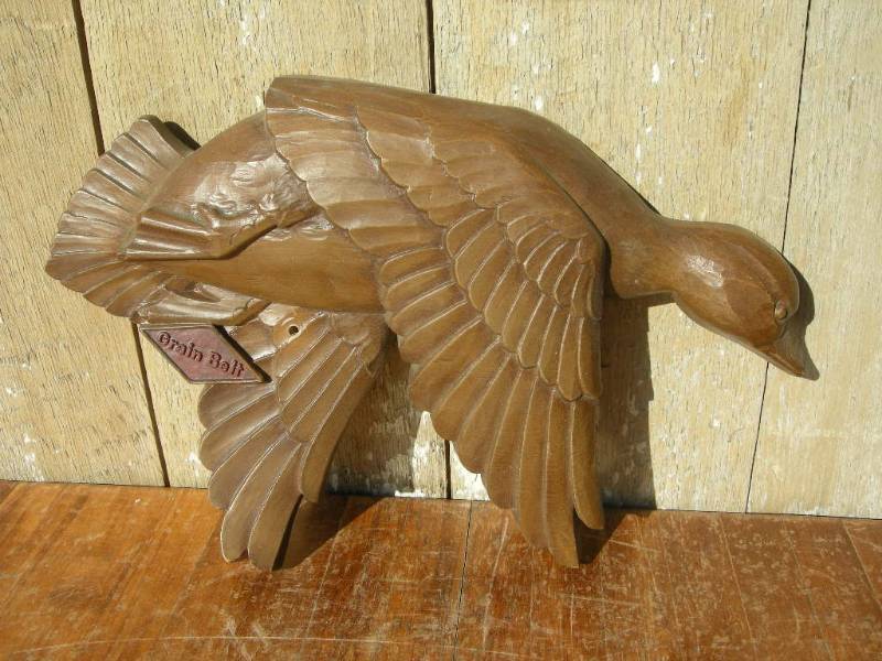 lot 114 image: Vintage Grain Belt Flying Duck Emblem