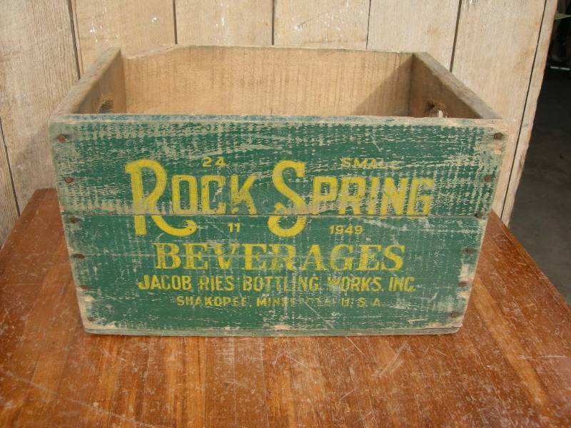 lot 145 image: Antique Rock Spring Beverages Wooden Crate