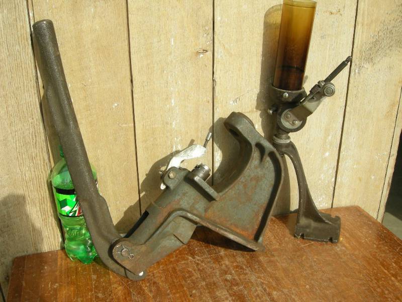 lot 155 image: Herters Super Model 3 Reloading Press