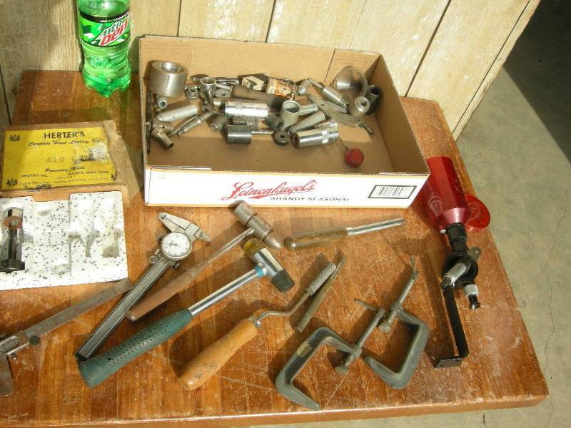 lot 158 image: Ammo Reloading Tools and Accessories