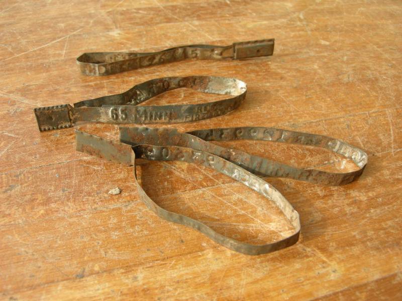 lot 165 image: Vintage MN Deer TagBands