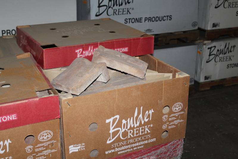 lot 43 image: Lot of (24 Boxes) Boulder Creek Long Island stak Aurora 90 Degree Corners