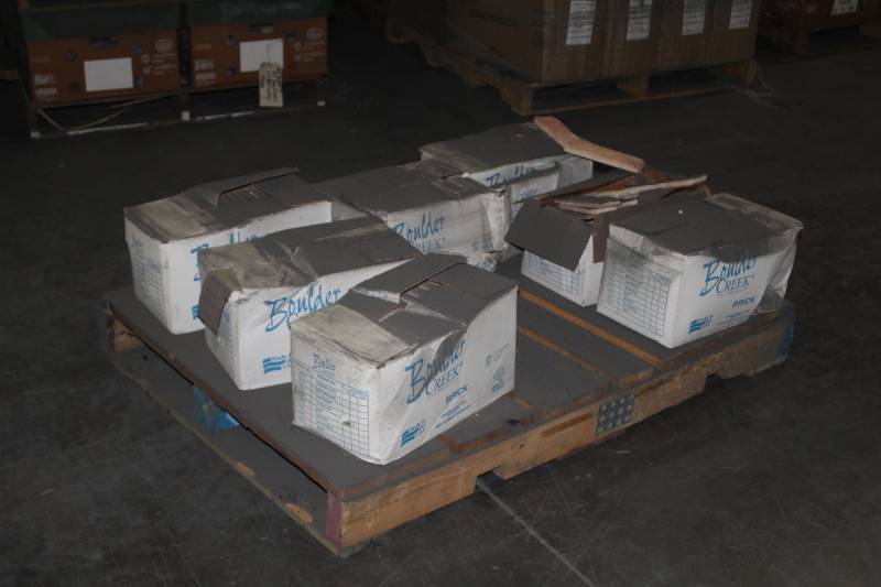 lot 69 image: Lot of (25 Boxes) Boulder Creek Bluff Flats, Misc. Flats and Corners