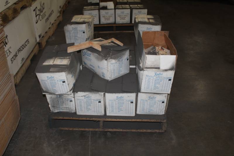 lot 80 image: Lot of (15 Boxes) Boulder Creek Used Pattern Chicago 135 Degree Corners