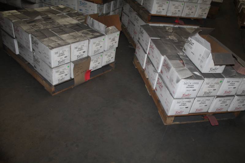 lot 88 image: Lot of (48 Boxes) Boulder Creek Estate Caldwell 90 Degree Corners and Flats