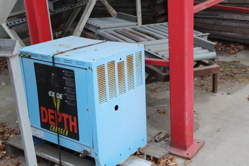 lot 16A image: Exide Depth Charger