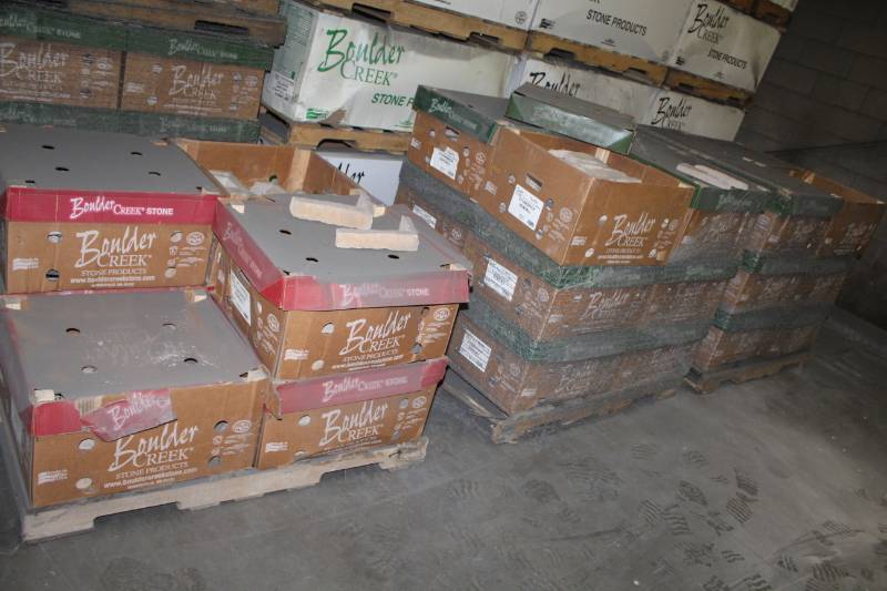 lot 159 image: Lot of (29 Boxes) Boulder Creek Stonebrick Kendall 90 Degree Corners and Flats