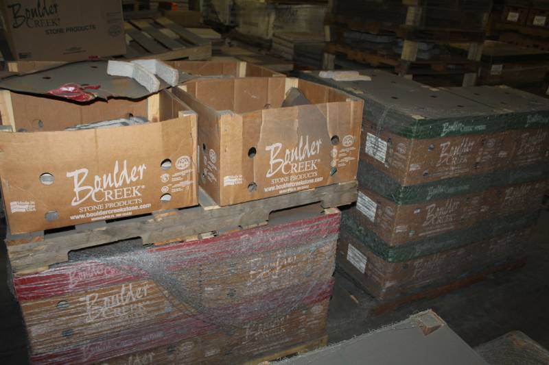 lot 178 image: Lot of (22 Boxes) Boulder Creek Stonebrick Kirkland 90 Degree Corners and Flats