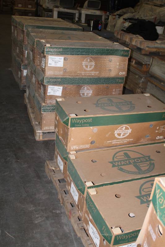 lot 193 image: Lot of (22 Boxes) Boulder Creek Modern Stak Merlot Flats