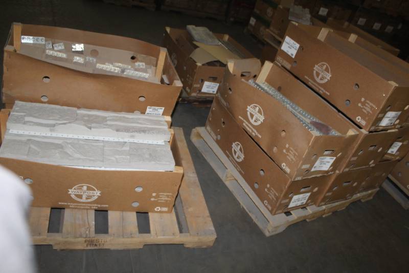 lot 198 image: Lot of (11 Boxes) Boulder Creek Modern Stak Merlot Flats, Classic Ledge Ash Gray Flats, Classic Ledge Burlywood Tan Flats