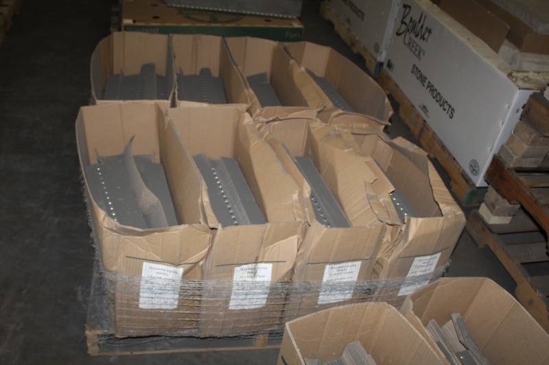 lot 202 image: Lot of (8 Boxes) Waypost Stone Siding Classic Ledge Burlywood Tan Inside Corner Trim