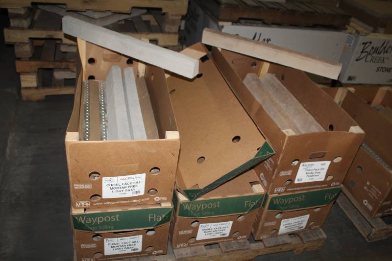 lot 204 image: Lot of (5 Boxes) Boulder Creek Chisel Face Sill Mortar Free Light Gray, Waypost Chisel Face Sill Motar Free Ponderosa