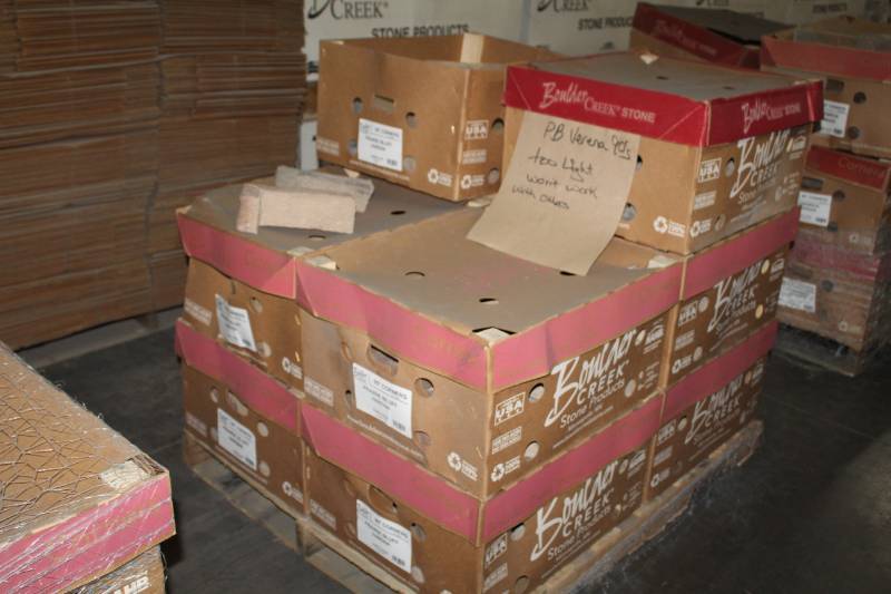 lot 212 image: Lot of (8 Boxes) Boulder Creek Prairie Bluff Varena 90 Degree Corners